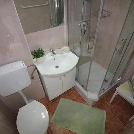 Cozy Studio Cipresa 200m From The *